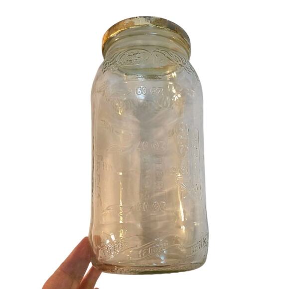 Vintage VLASIC FARMS Large Glass Pickle Jar 60 oz Embossed with Lid - Picture 3 of 4